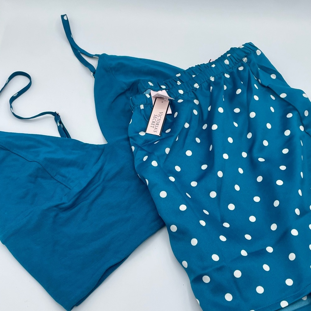 Victoria’s Secret 2pc set Sz Small NWT!!!